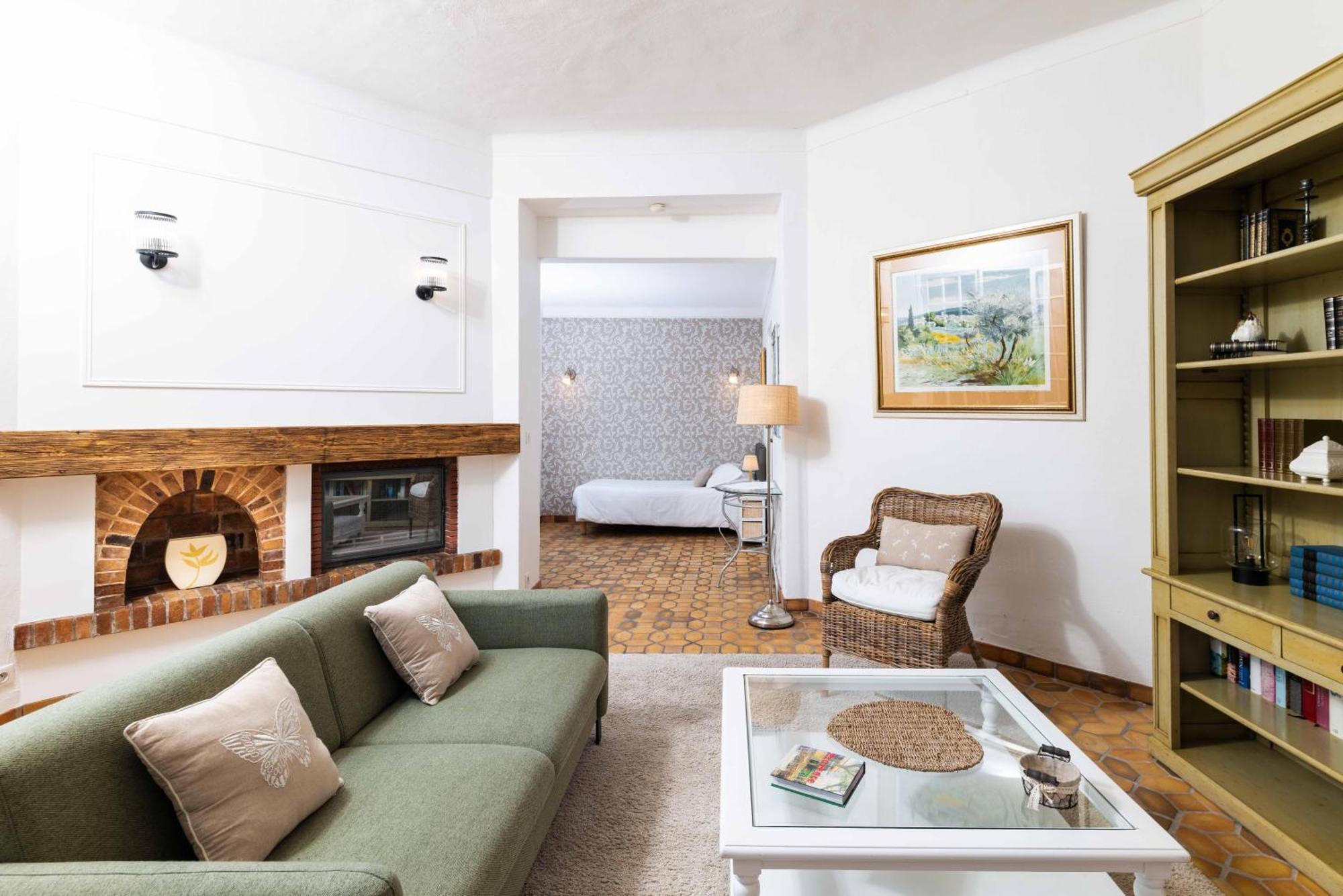 Mas Djoliba Hotel Антиб Екстериор снимка