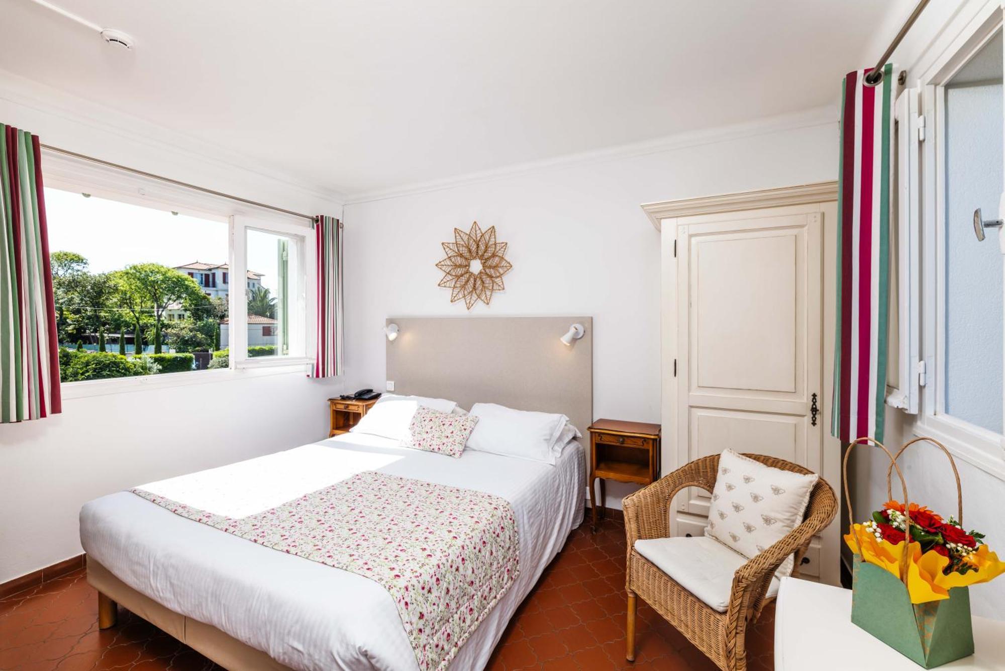 Mas Djoliba Hotel Антиб Стая снимка